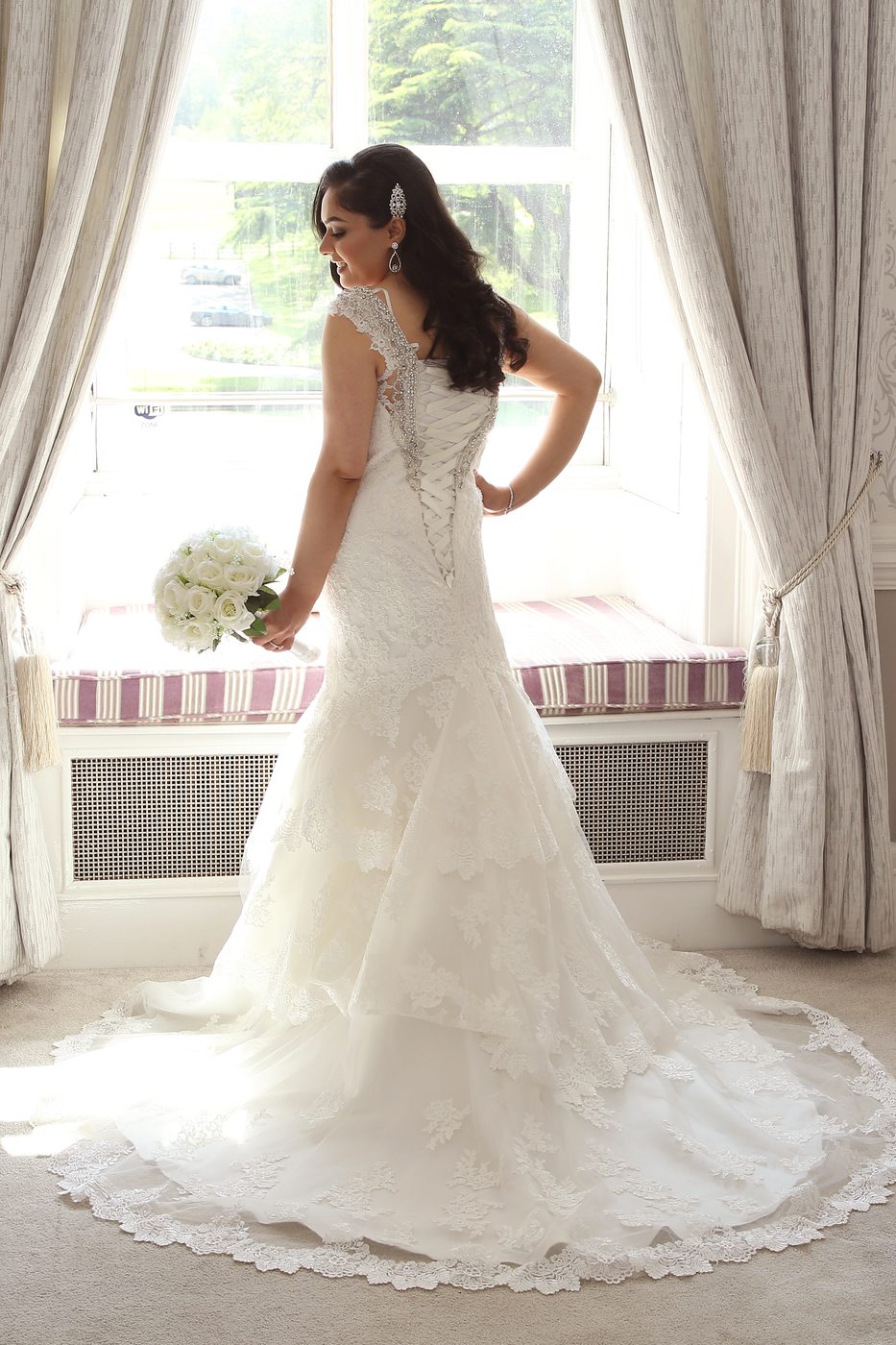 English wedding photography near Basingstoke